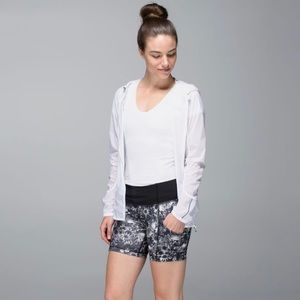 LULULEMON DART AND DASH SHORT